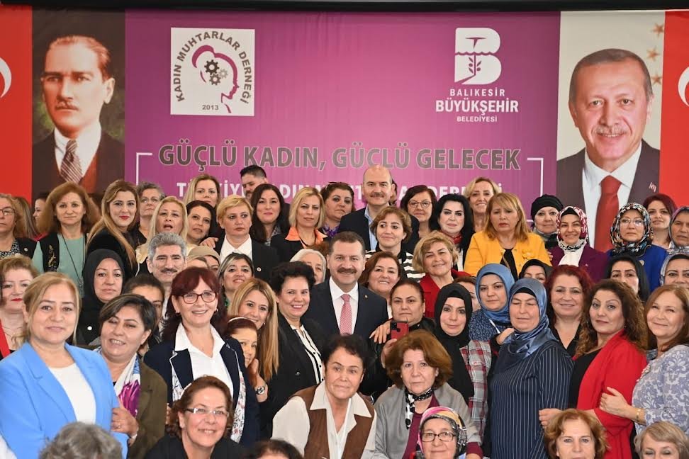 KADIN MUHTARLAR BALIKESİR'DE BULUŞTU