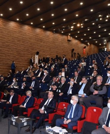 ALTIEYLÜL’ÜN EV SAHİPLİĞİNDE MECLİS TOPLANTISI