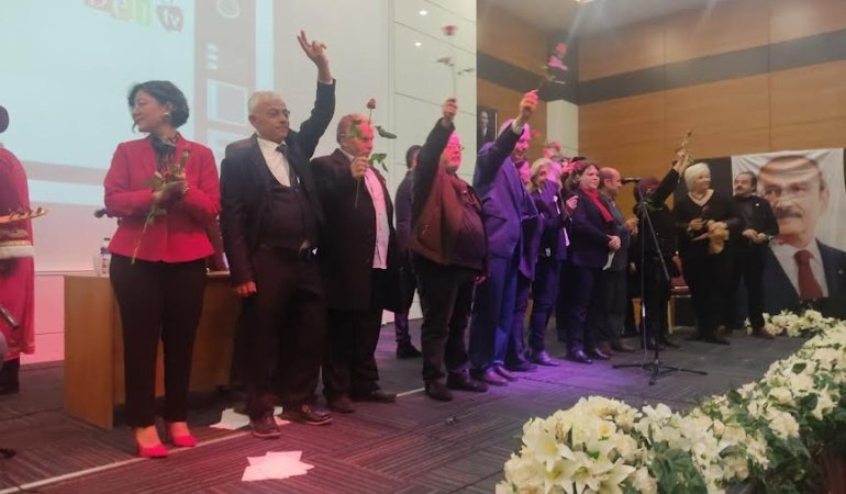 İNSAN HAKLARI GÜNÜNDE CHP KARESİ'NİN GECESİNDE BULUŞTULAR