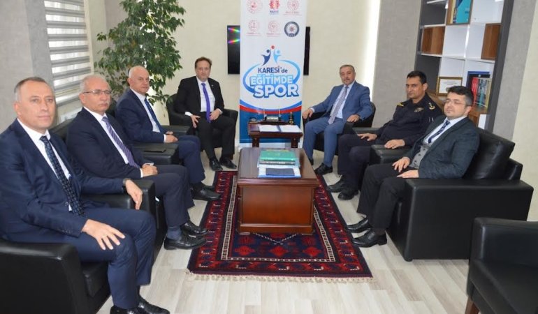 “KARESİ’DE EĞİTİMDE SPOR PROJESİ” PROTOKOLÜ İMZALANDI