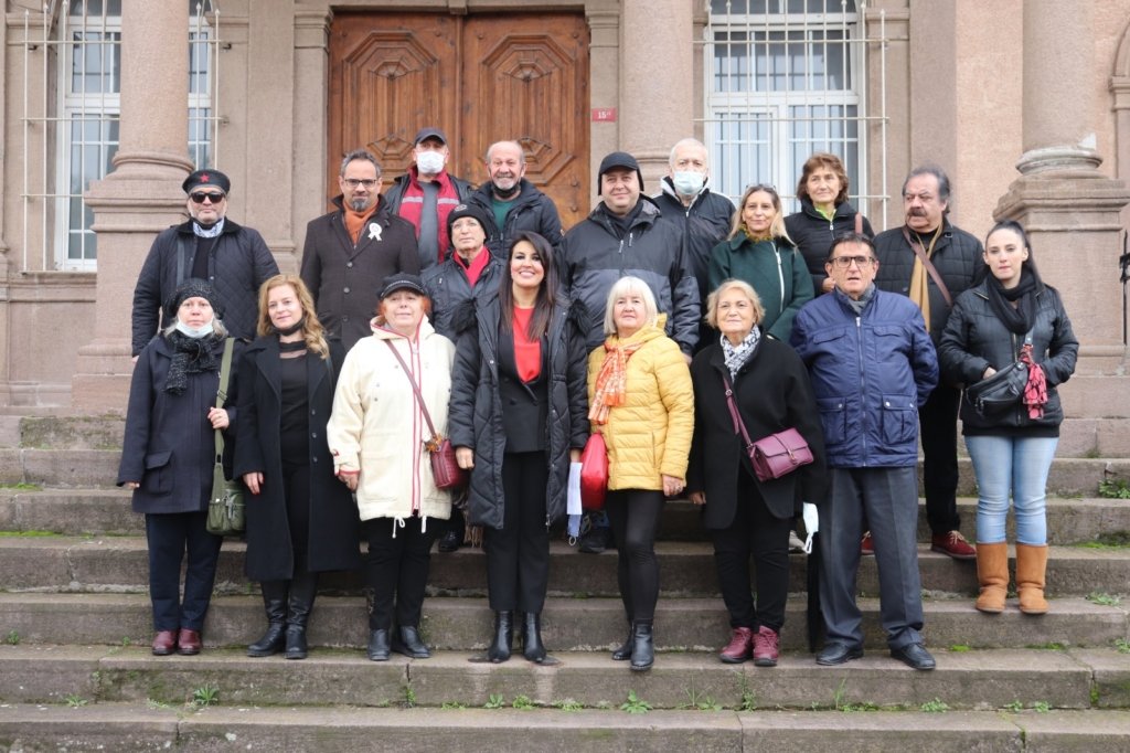 BALIKESİR LİSESİ RUH VE KİMLİĞİNE SAHİP ÇIKIYORLAR