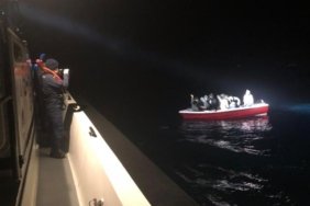 balikesir_aciklarinda_29_duzensiz_gocmen_14645077_osd