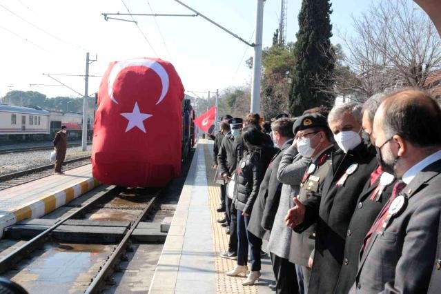 GAZİ MUSTAFA KEMAL ATATÜRK'ÜN BALIKESİR'E GELİŞİNİN 99.YILDÖNÜMÜ KUTLANDI