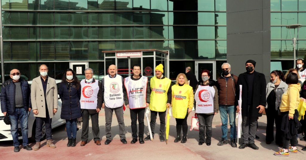 SAĞLIK EMEKÇİLERİ HALKIN SAĞLIĞI VE ÖZLÜK HAKLARI İÇİN GENE G(Ö)REVDEYDİ