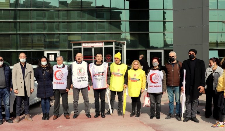 SAĞLIK EMEKÇİLERİ HALKIN SAĞLIĞI VE ÖZLÜK HAKLARI İÇİN GENE G(Ö)REVDEYDİ