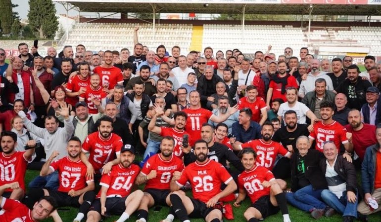 AYVALIKGÜCÜ BELEDİYESPOR 3.LİGDE