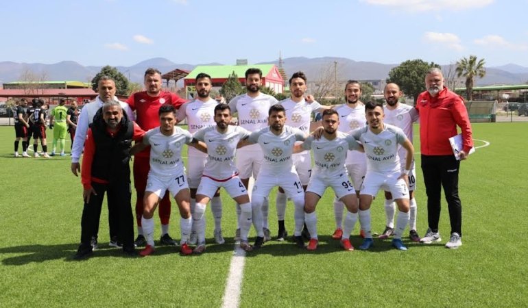 BURHANİYE BELEDİYESPOR YÜZLERİ GÜLDÜRDÜ