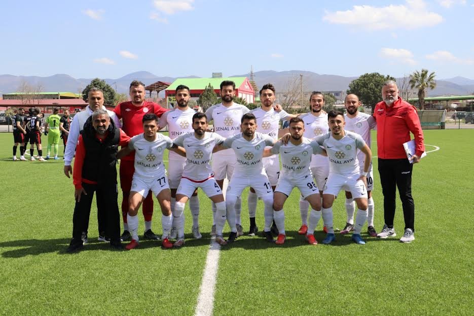 BURHANİYE BELEDİYESPOR YÜZLERİ GÜLDÜRDÜ