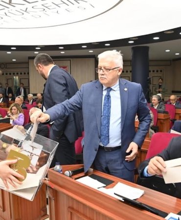 BALIKESİR MECLİS KOMİSYONLARINA BURHANİYE’DEN 4 ÜYE