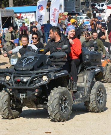 YAYLABAYIR KAMP VE KARAVAN FESTİVALİ BAŞLADI