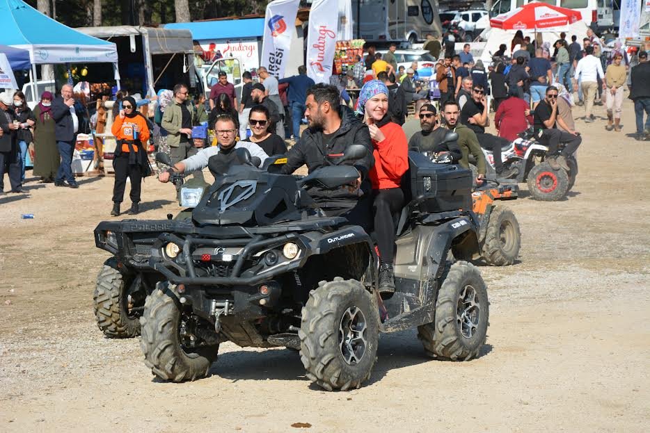 YAYLABAYIR KAMP VE KARAVAN FESTİVALİ BAŞLADI