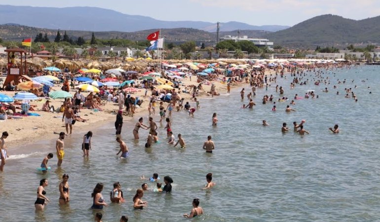 KÖRFEZİN İNCİSİ BURHANİYE’YE TURİST AKINI