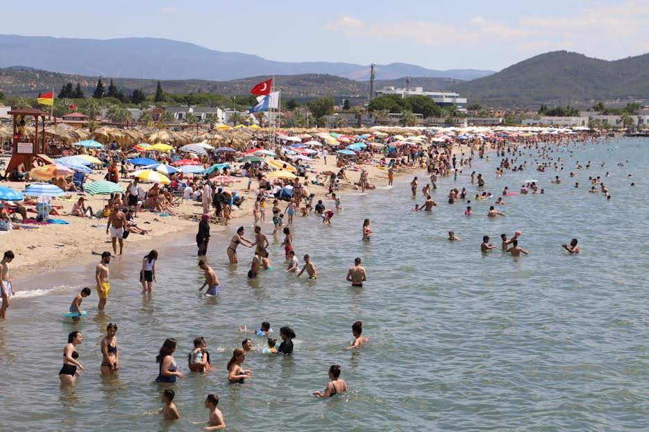 KÖRFEZİN İNCİSİ BURHANİYE’YE TURİST AKINI