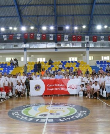 ÖZEL OLİMPİYATLARIN 15. DURAĞI EDREMİT