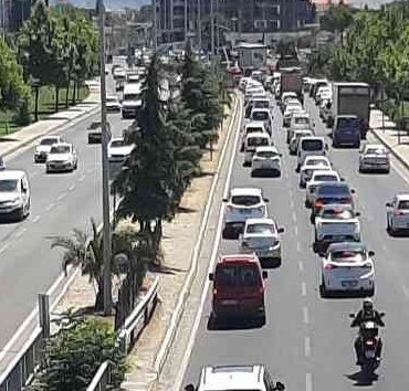 TATİLCİLERİN DÖNÜŞ YOĞUNLUĞU BAŞLADI