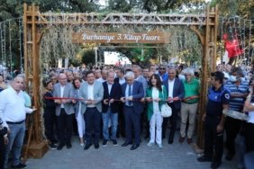 BURHANİYE 3.KİTAP FUARI KAPILARINI SANATSEVERLERE AÇTI