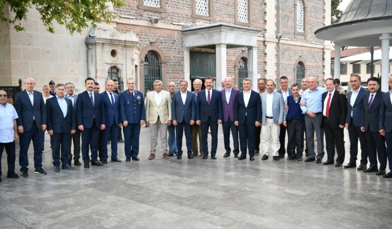 ZAĞNOSPAŞA CAMİİ'NDE BAYRAMLAŞMA