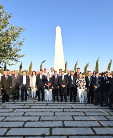 KUVAYI MİLLİYE VE ÇANAKKALE RUHU KANLIDERE'DE BİRLEŞTİ
