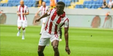 Keny’nin Beşiktaş’a transferi yattı