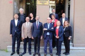 “Gazeteciler tehdit ediliyor, işlem yapması gerekenler seyrediyor”