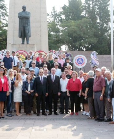 MİLLET İTTİFAKI’NDAN ALTERNATİF 30 AĞUSTOS KUTLAMASI