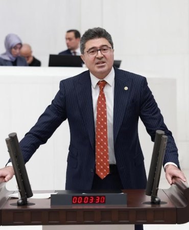 BALIKESİR'DE ESNAF KEPENK KAPATMAYA DEVAM EDİYOR