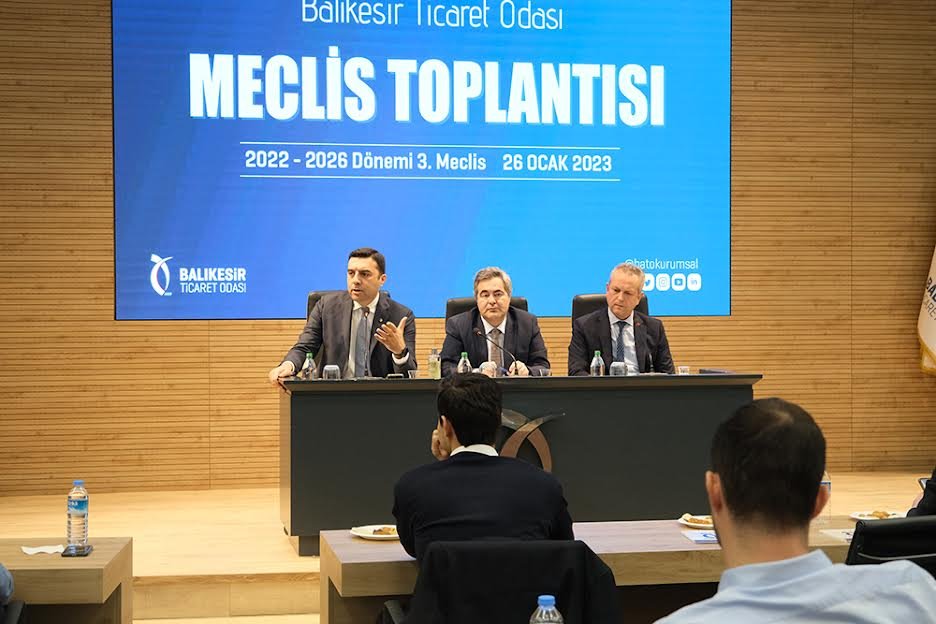 TÜM YOLLAR BALIKESİR'E ÇIKIYOR