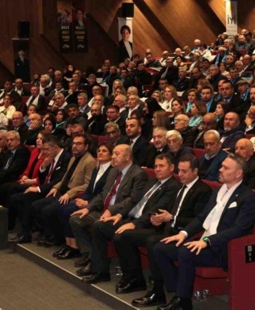 iyi-parti-de-kazanan-yoruk-oldu-15593193_amp