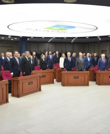 BÜYÜKŞEHİR MECLİS ÜYELERİNİN HUZUR HAKLARI DEPREMZEDELERE