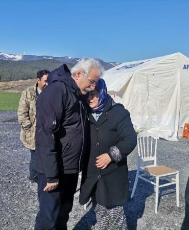 MEHMET TÜM: HÜKÜMET ENKAZIN ALTINDA