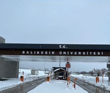 BAÜN'DE KAMPÜS GİRİŞ KAPILARINA“Kuvayi Milliye” ve “Karesi Bilgelik” ADLARI VERİLDİ