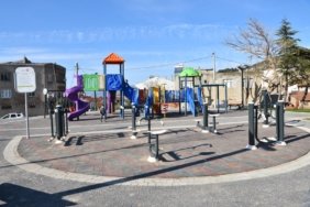 BÜYÜKŞEHİR'DEN BANDIRMA'YA 4 YENİ PARK