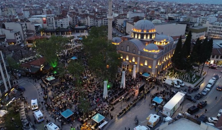 BALIKESİR, YERYÜZÜ SOFRALARINDA BULUŞTU