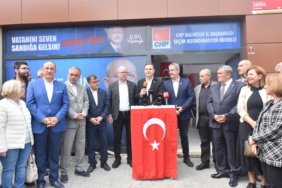 AHMET AKIN: ''Terör örgütleriyle masaya oturanlar terörü bitiremez''