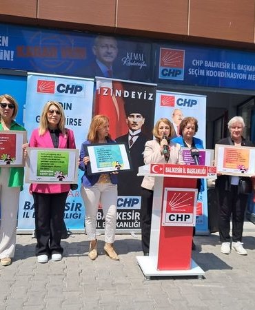 HAYDİ KADINLAR SANDIĞA