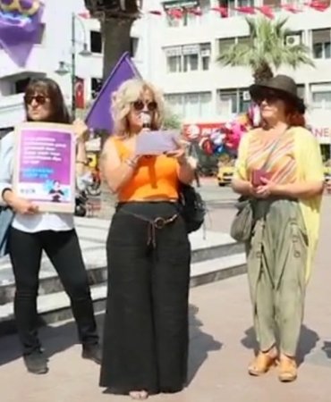 KADINLAR GELECEĞİNE SAHİP ÇIKIYOR