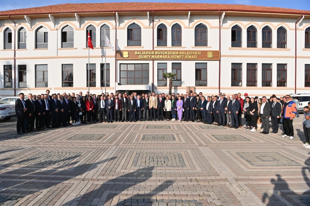 200 YILLIK TARİHİ BİNA YENİDEN HİZMETTE