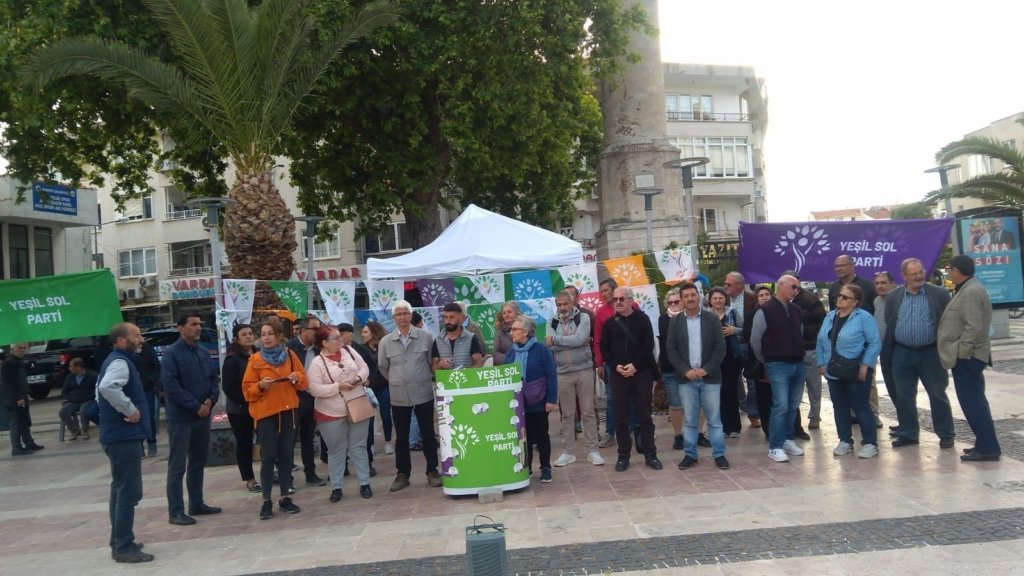 YEŞİL SOL PARTİ STANDINA SALDIRI