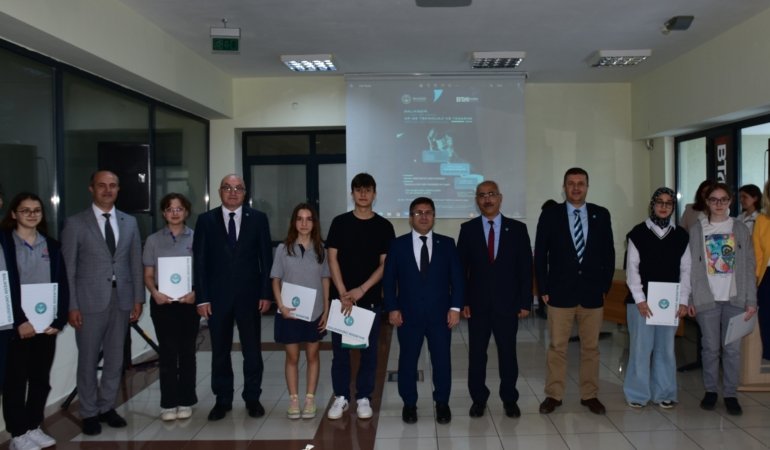 BAÜN’DE LİSELERARASI AR-GE TEKNOLOJİ VE TASARIM YARIŞMASI