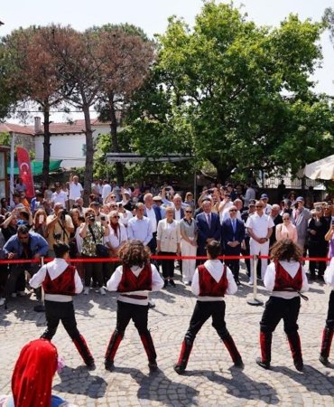 DÜNYANIN EN GÜZEL KÖYÜNÜN ŞENLİĞİ BAŞLADI