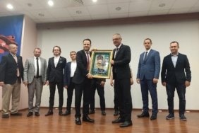 ÖZGÜR DEMİRTAŞ'TAN EKONOMİ KONFERANSI