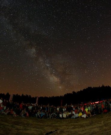 GÖKYÜZÜ MERAKLILARI SINDIRGI'DA BULUŞTU