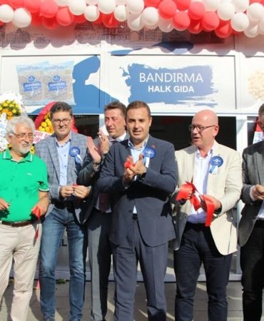 BANDIRMA BELEDİYESİ ''SOSYAL MARKET'' AÇTI