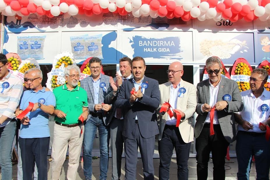 BANDIRMA BELEDİYESİ ''SOSYAL MARKET'' AÇTI