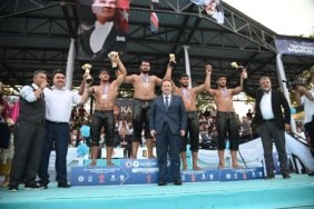 "KURTDERE’DE BAŞPEHLİVAN GÜRBÜZ OLDU"