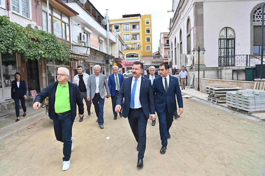 BURHANİYE'YE BÜYÜKŞEHİR ELİ