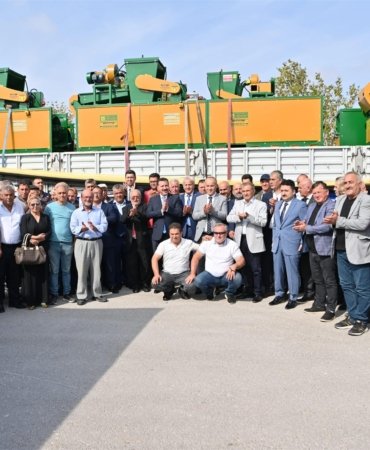 Yerel ekonomiye büyük güç: Üreticiye 10 milyon değerinde selektör makinesi