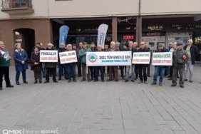 EMEKLİLER MEYDANA İNDİ