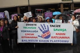 KADINLAR BİR 25 KASIM'DA DAHA ŞİDDETE KARŞI ALANLARDAYDILAR