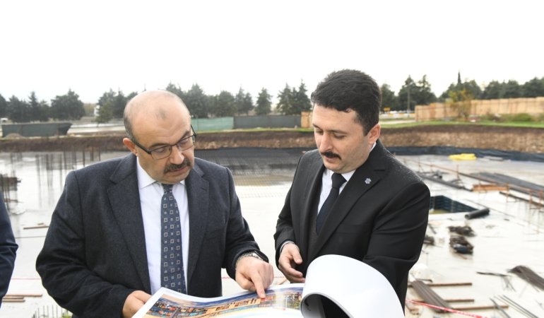 ALTIEYLÜL’ÜN VİZYON PROJELERİ VALİ USTAOĞLU’NDAN TAM NOT ALDI